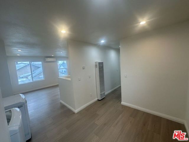 1012 E 73rd Street, Los Angeles, CA 90001
