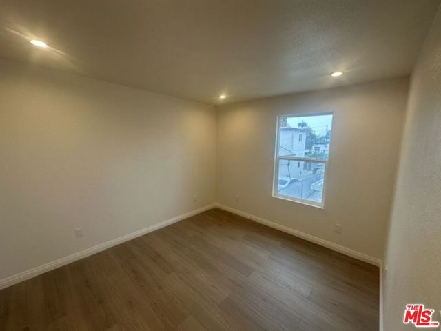 1012 E 73rd Street, Los Angeles, CA 90001