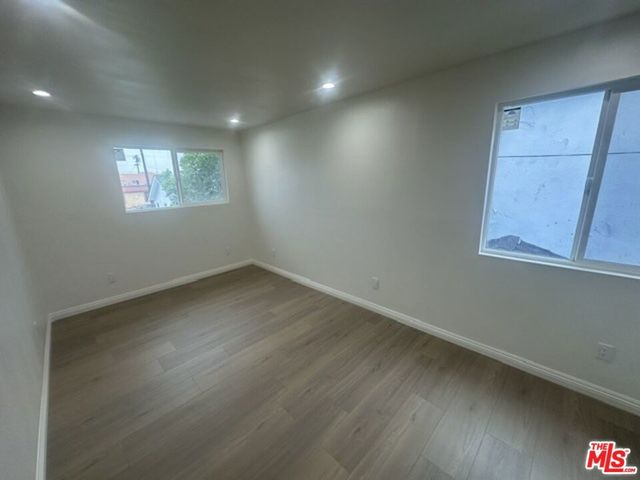 1012 E 73rd Street, Los Angeles, CA 90001