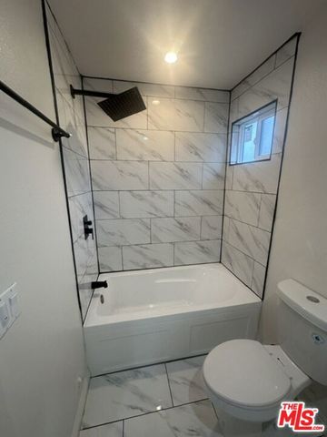 1012 E 73rd Street, Los Angeles, CA 90001