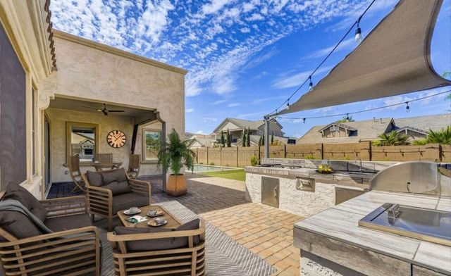 7904 S 29th Place, Phoenix, AZ 85042