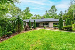 317 SE Tremont Park Circle SE, Lenoir, NC 28645