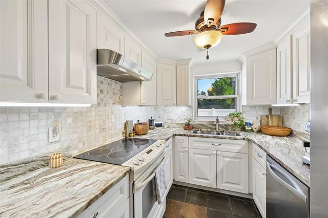 329 BAY VISTA AVENUE, Osprey, FL 34229