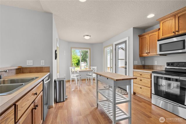 52 Morgan Drive, Cathlamet, WA 98612