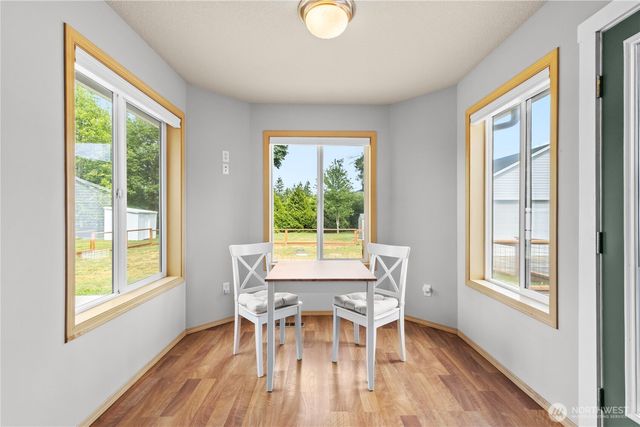 52 Morgan Drive, Cathlamet, WA 98612