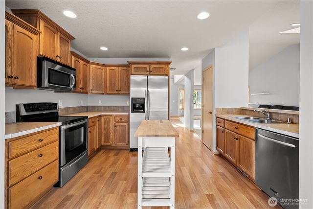52 Morgan Drive, Cathlamet, WA 98612
