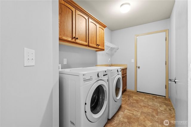 52 Morgan Drive, Cathlamet, WA 98612