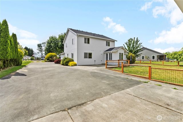 52 Morgan Drive, Cathlamet, WA 98612