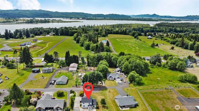 52 Morgan Drive, Cathlamet, WA 98612