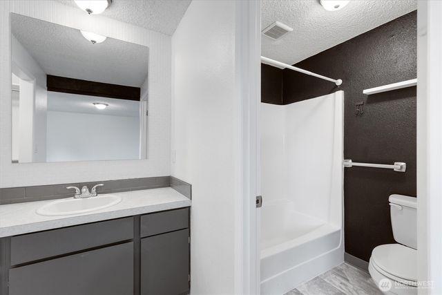 9 Lee Place, Longview, WA 98632