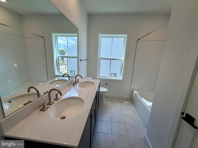 517 ANFIELD RD, Malvern, PA 19355