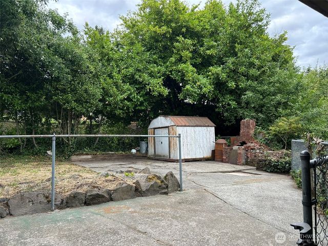 6538 51st Avenue S, Seattle, WA 98118