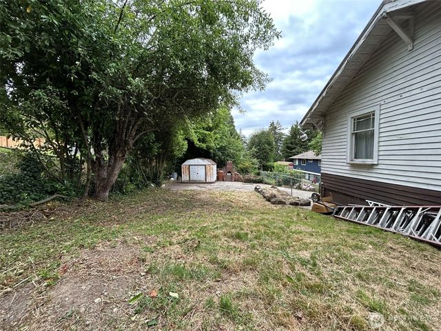 6538 51st Avenue S, Seattle, WA 98118