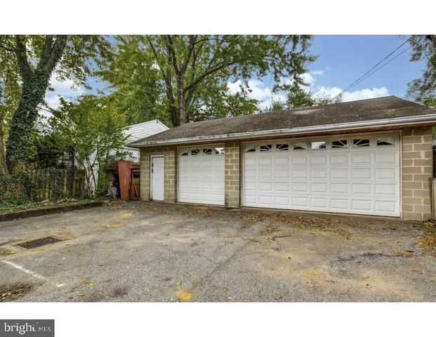 7928 RIDGE AVE, Philadelphia, PA 19128