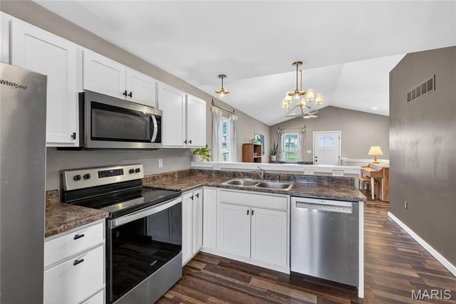 1624 Missouri Avenue, Pacific, MO 63069