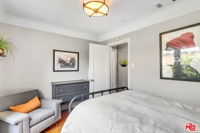 2630 S BEDFORD Street, Los Angeles, CA 90034