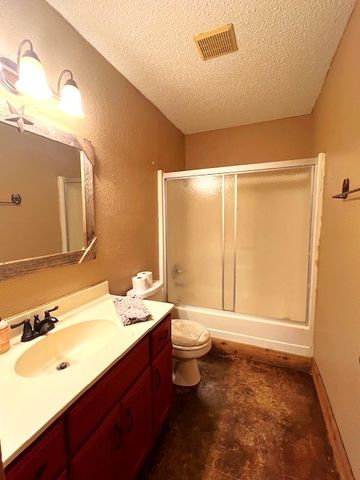 8006 State Highway 34, Ladonia, TX 75449