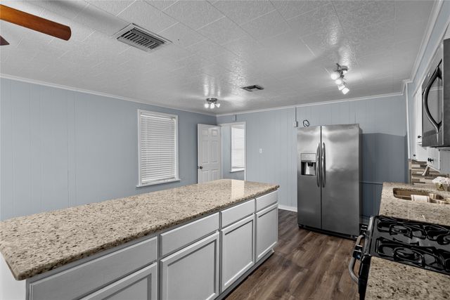 145 E Ratcliff Street, Shreveport, LA 71104