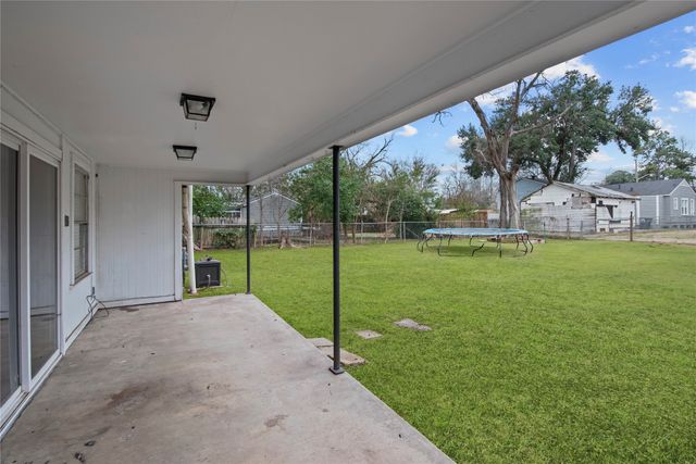 145 E Ratcliff Street, Shreveport, LA 71104