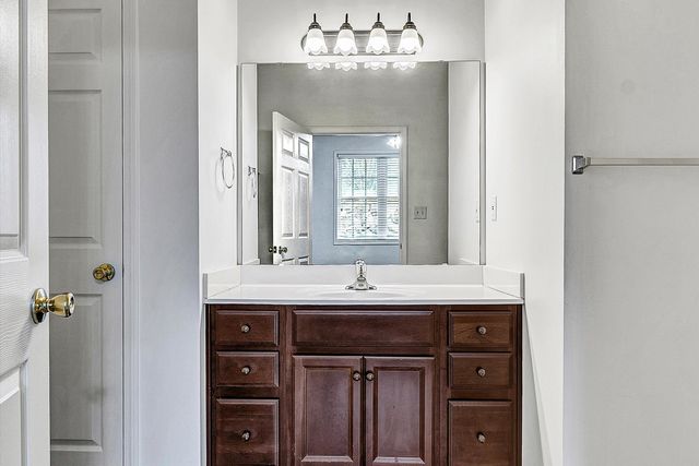 2505 Feather Garden CIR, Vinton, VA 24179
