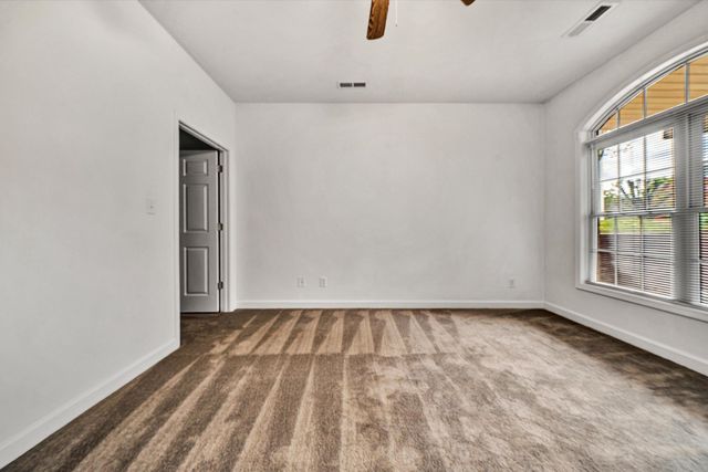 2505 Feather Garden CIR, Vinton, VA 24179