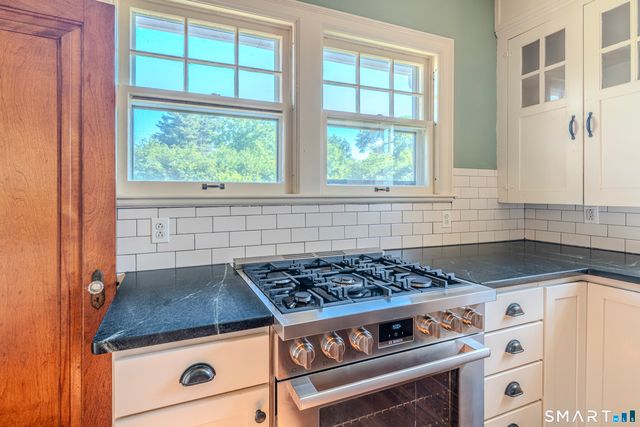 46 Bretton Road, Middletown, CT 06457