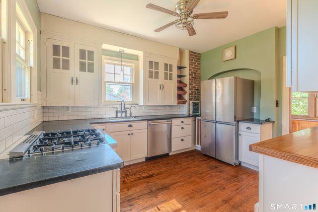 46 Bretton Road, Middletown, CT 06457