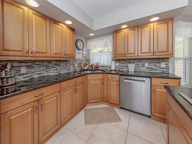 525 CLUBSIDE CIRCLE 53, Venice, FL 34293