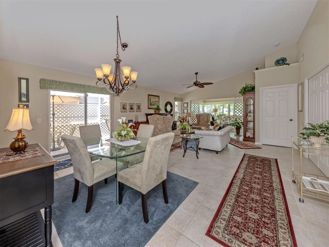 525 CLUBSIDE CIRCLE 53, Venice, FL 34293