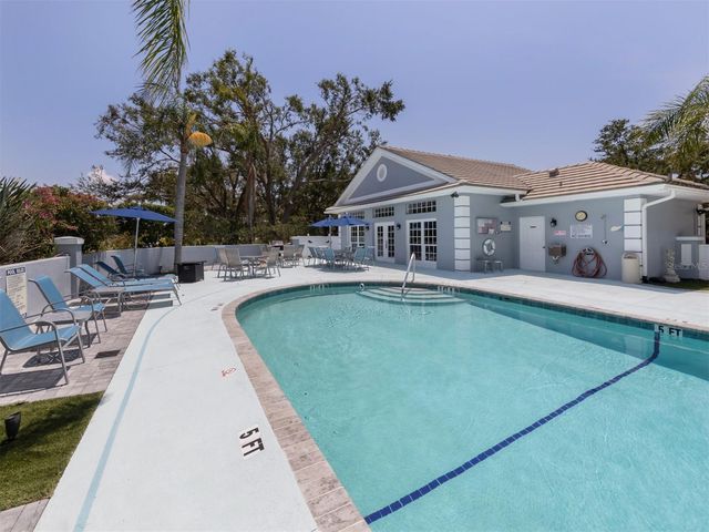 525 CLUBSIDE CIRCLE 53, Venice, FL 34293