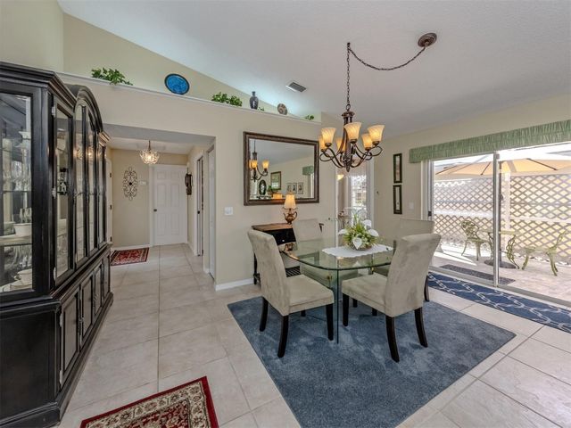 525 CLUBSIDE CIRCLE 53, Venice, FL 34293