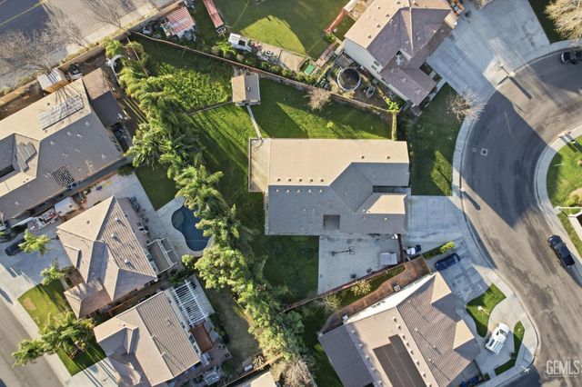 12005 Blanket Flower Drive, Bakersfield, CA 93311