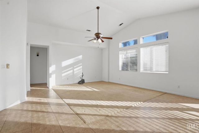 12005 Blanket Flower Drive, Bakersfield, CA 93311