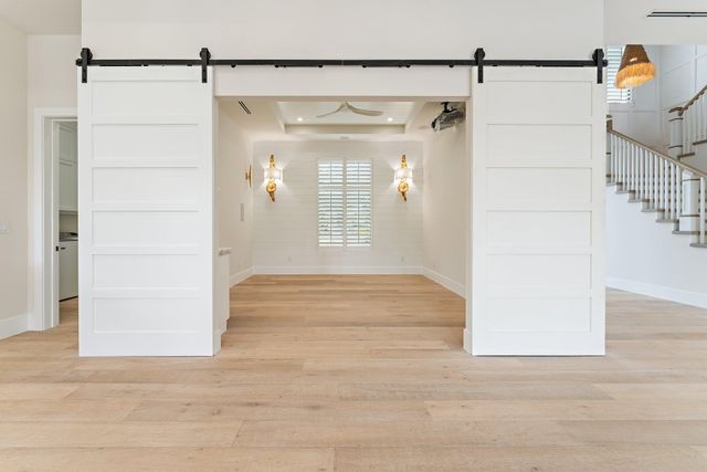 24 Leeward Circle, Tequesta, FL 33469