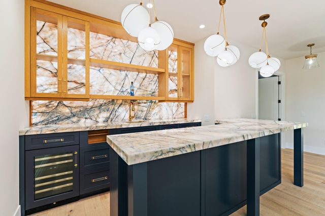 24 Leeward Circle, Tequesta, FL 33469