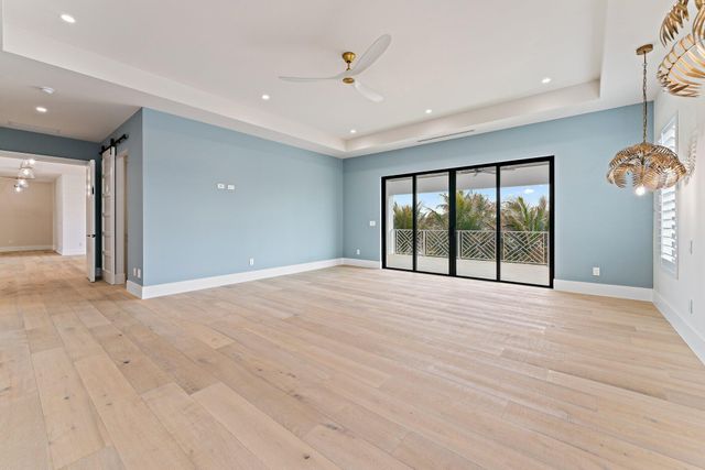 24 Leeward Circle, Tequesta, FL 33469