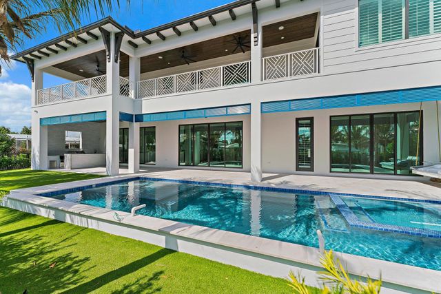 24 Leeward Circle, Tequesta, FL 33469