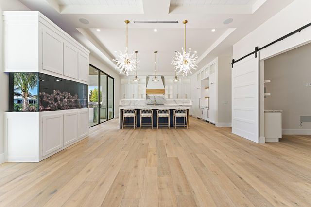 24 Leeward Circle, Tequesta, FL 33469