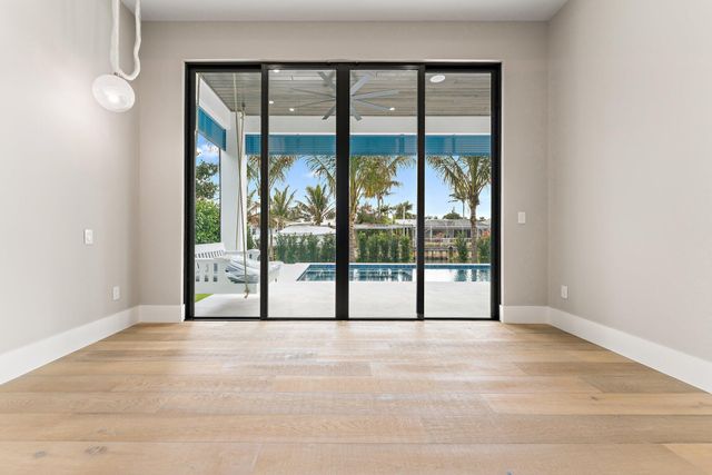 24 Leeward Circle, Tequesta, FL 33469