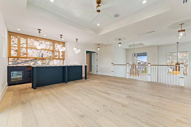 24 Leeward Circle, Tequesta, FL 33469