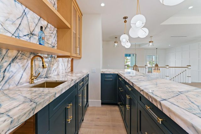 24 Leeward Circle, Tequesta, FL 33469