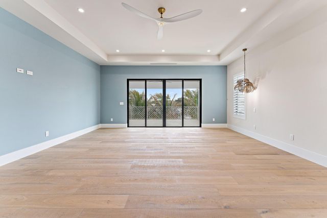 24 Leeward Circle, Tequesta, FL 33469