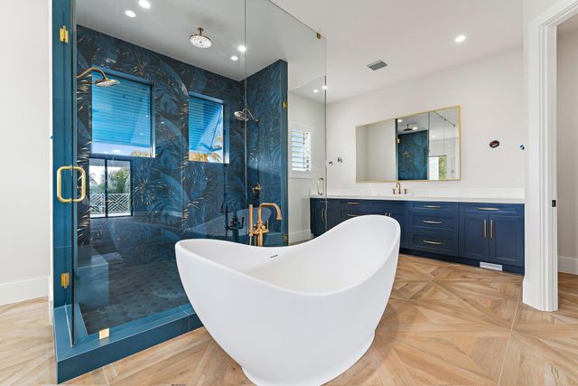 24 Leeward Circle, Tequesta, FL 33469