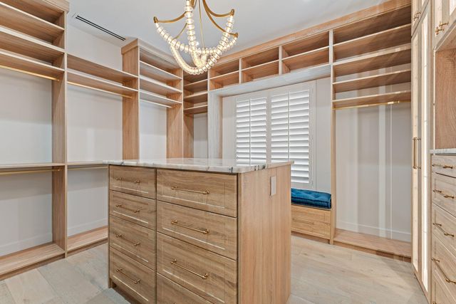 24 Leeward Circle, Tequesta, FL 33469