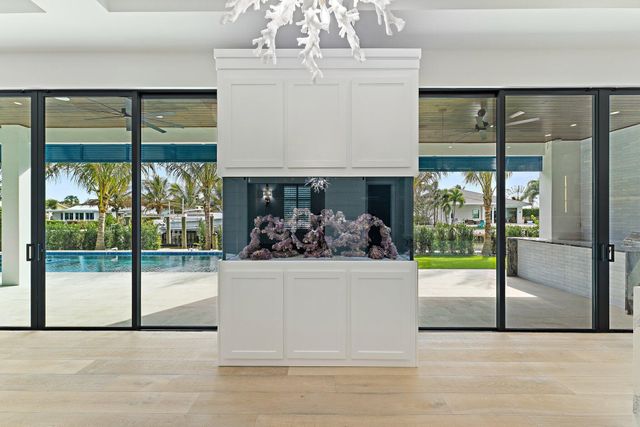 24 Leeward Circle, Tequesta, FL 33469