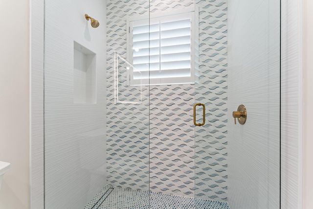 24 Leeward Circle, Tequesta, FL 33469