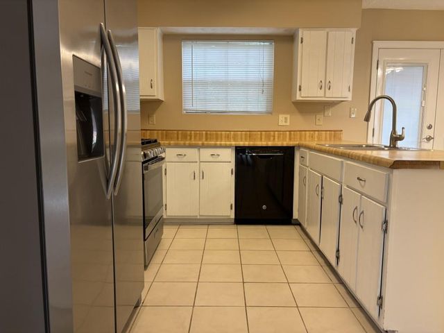 2804 Jim Owens Road NW, Kennesaw, GA 30152