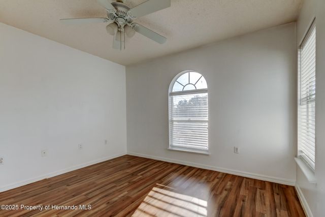 11309 Outrigger Avenue, Spring Hill, FL 34608