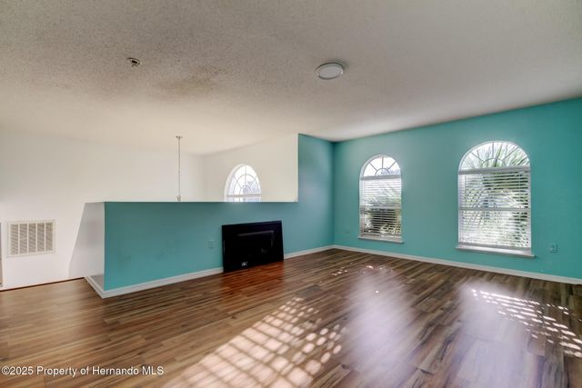 11309 Outrigger Avenue, Spring Hill, FL 34608