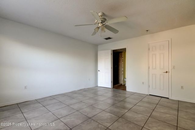 11309 Outrigger Avenue, Spring Hill, FL 34608